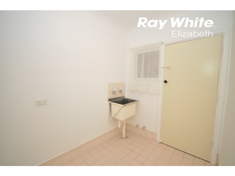 55 St Leonard Crescent, Elizabeth Downs SA 5113