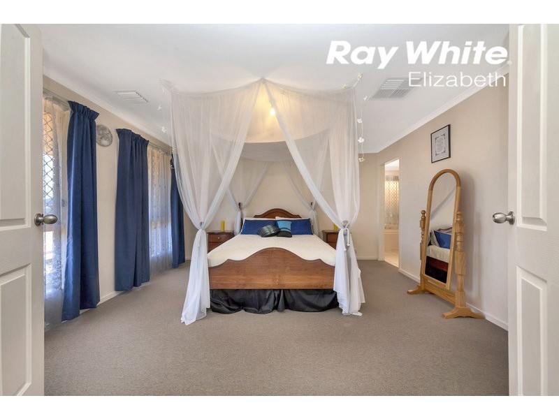 17 Premier Close, Andrews Farm SA 5114