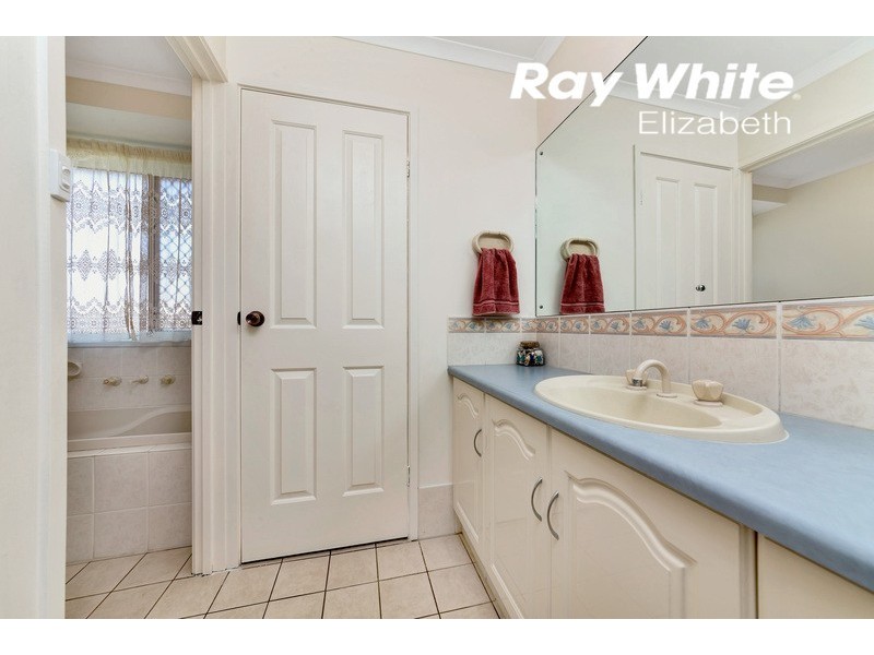 17 Premier Close, Andrews Farm SA 5114