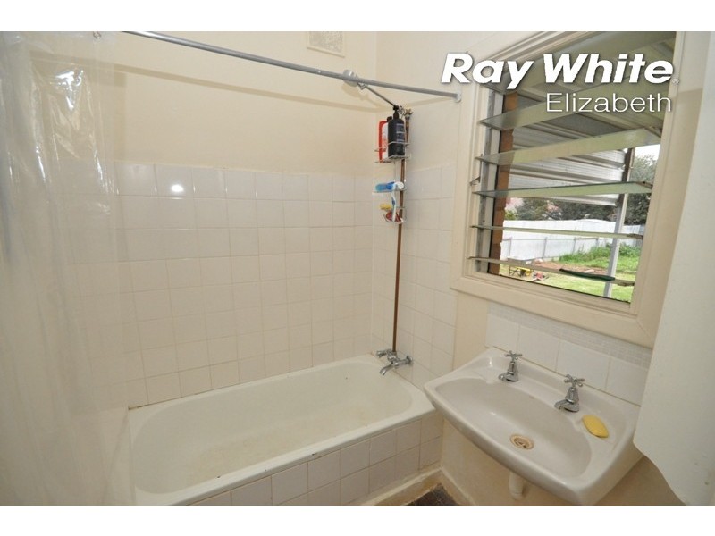 23 Benham Street, Elizabeth East SA 5112