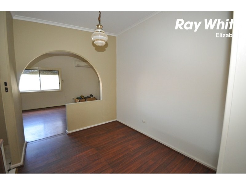 4 Crabb Road, Smithfield Plains SA 5114