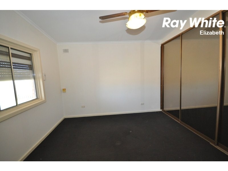 4 Crabb Road, Smithfield Plains SA 5114