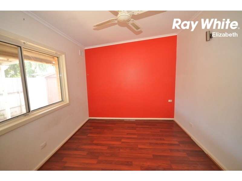 4 Crabb Road, Smithfield Plains SA 5114