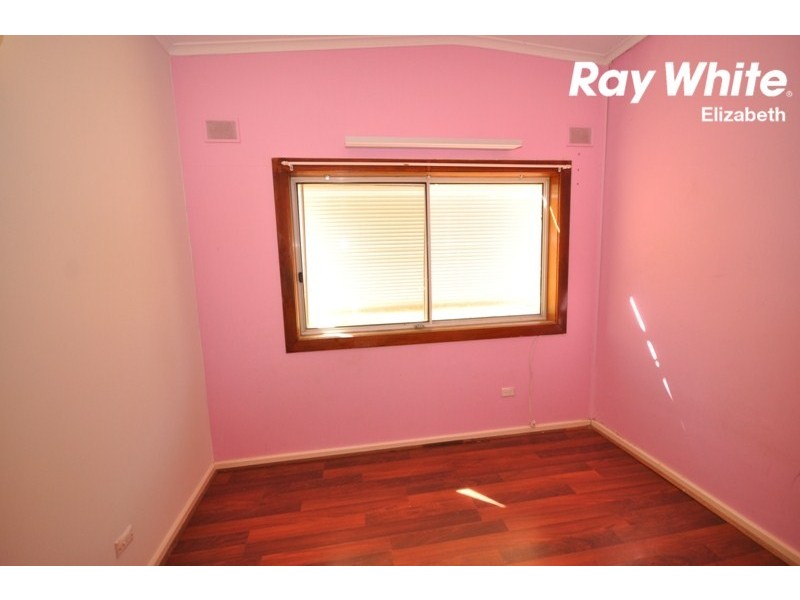 4 Crabb Road, Smithfield Plains SA 5114