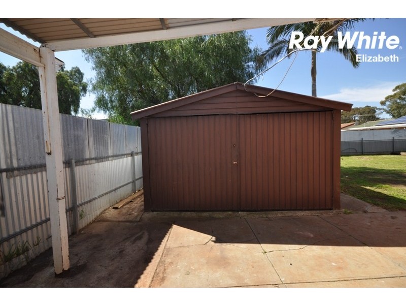 4 Crabb Road, Smithfield Plains SA 5114