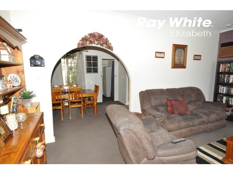 23 Halsey Road, Elizabeth East SA 5112