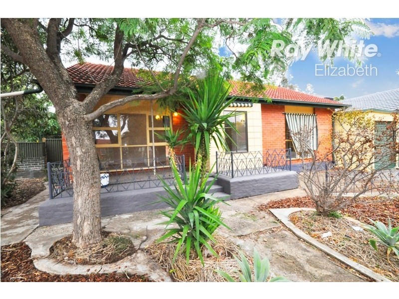 8 Mannington Road, Elizabeth Park SA 5113