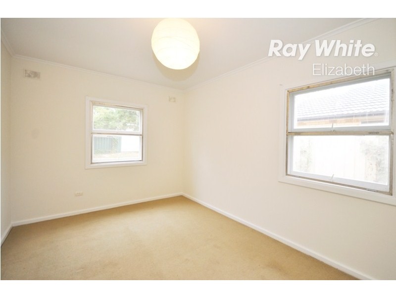 8 Mannington Road, Elizabeth Park SA 5113