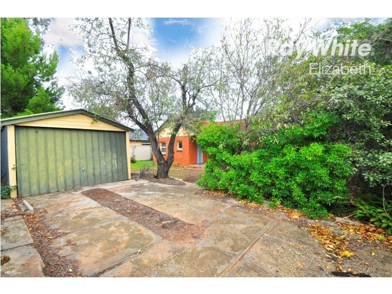 8 Mannington Road, Elizabeth Park SA 5113