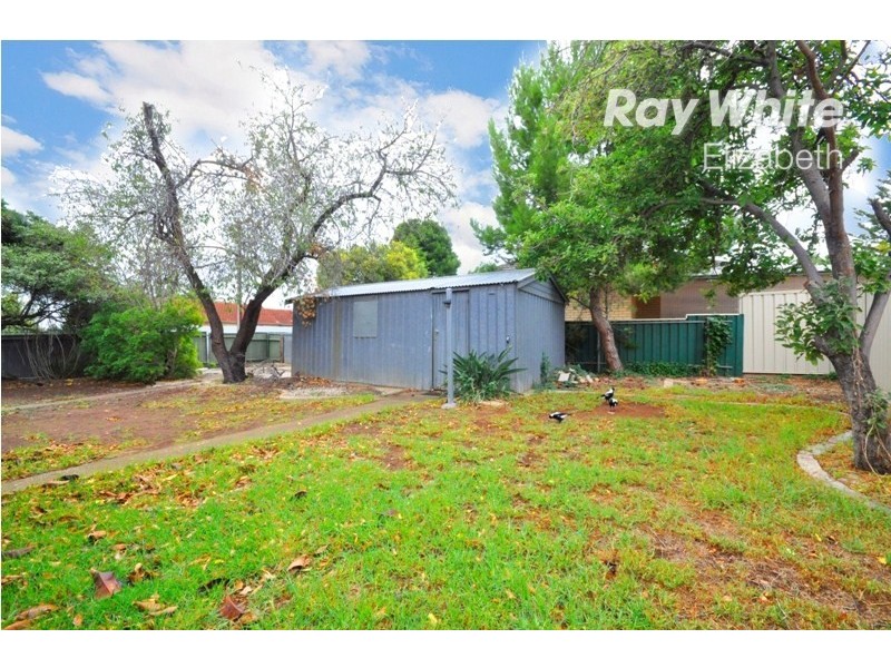 8 Mannington Road, Elizabeth Park SA 5113