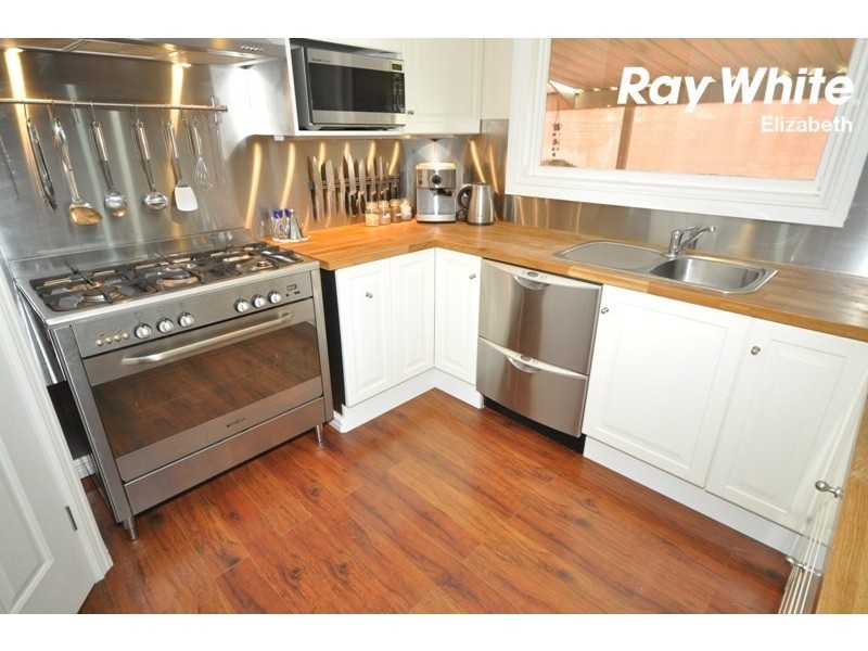 6 Palari Crescent, Munno Para SA 5115