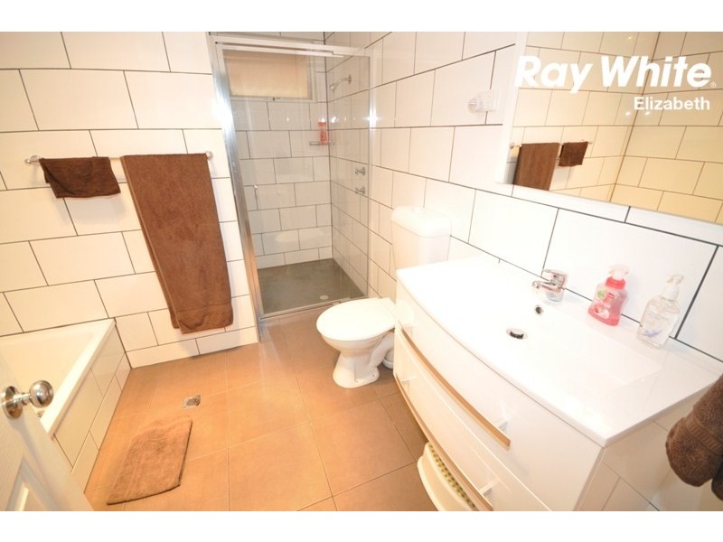 6 Palari Crescent, Munno Para SA 5115