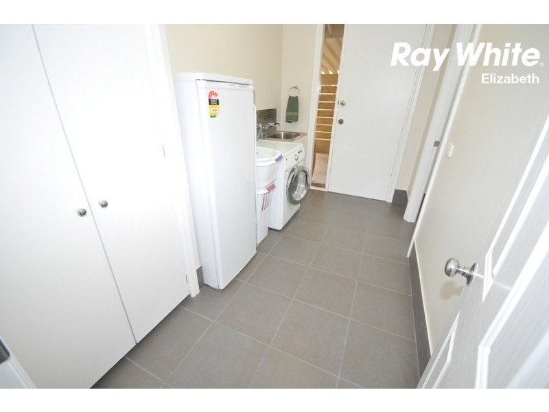 6 Palari Crescent, Munno Para SA 5115