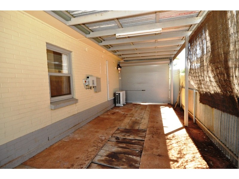 18 Siddal Rd, Elizabeth Vale SA 5112