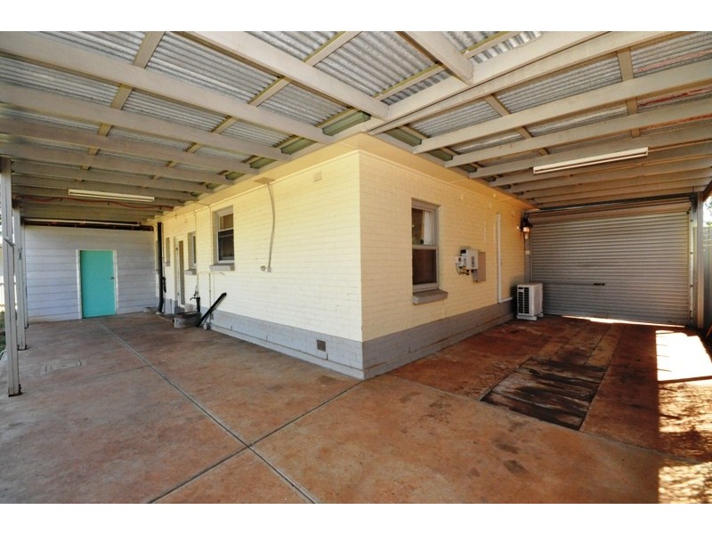 18 Siddal Rd, Elizabeth Vale SA 5112
