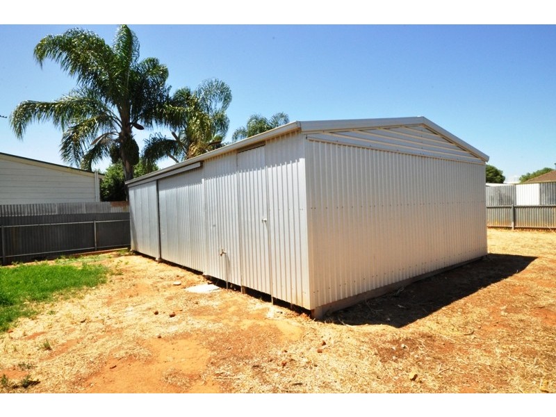 18 Siddal Rd, Elizabeth Vale SA 5112