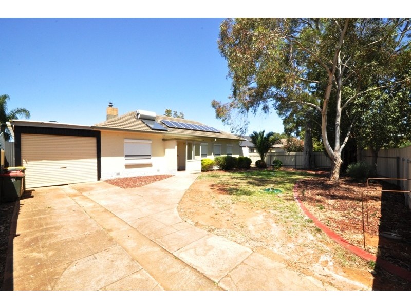 18 Siddal Rd, Elizabeth Vale SA 5112