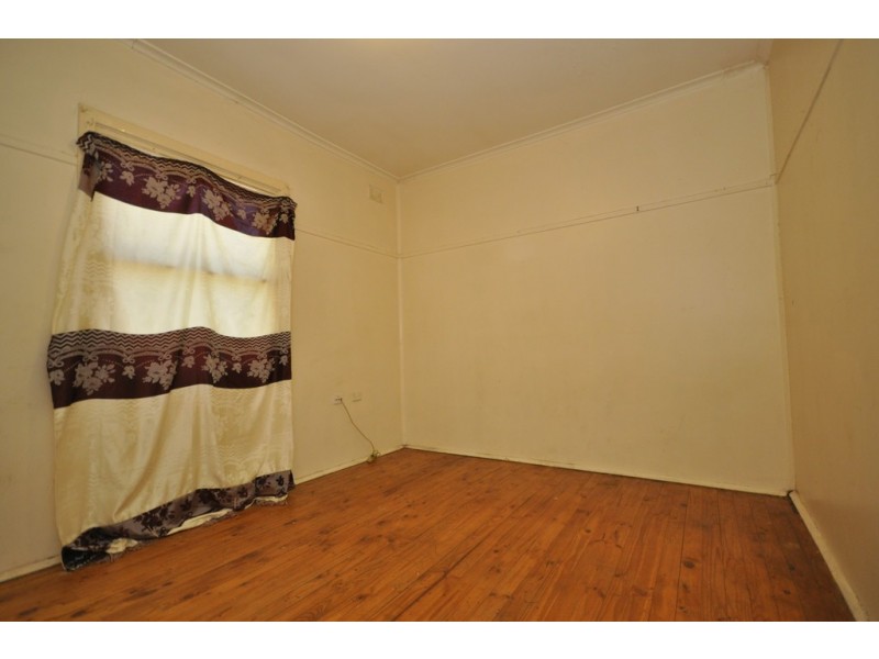 16 Johnston Road, Elizabeth Downs SA 5113