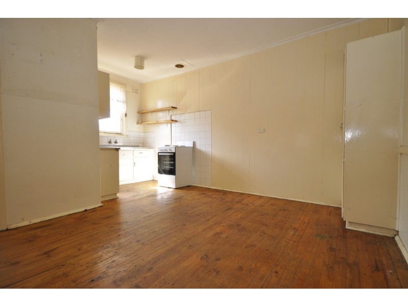 16 Johnston Road, Elizabeth Downs SA 5113