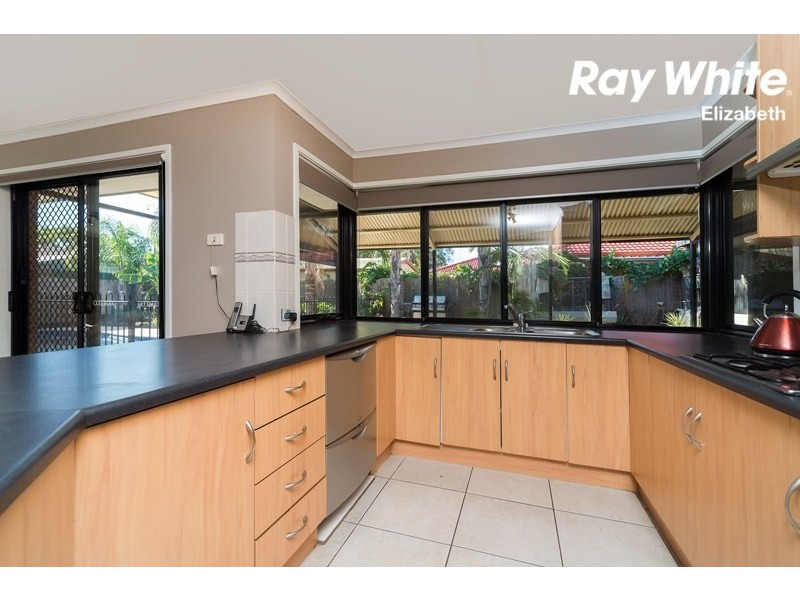 12 Everard Avenue, Andrews Farm SA 5114