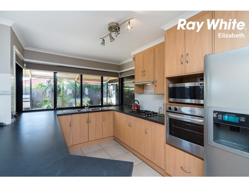 12 Everard Avenue, Andrews Farm SA 5114