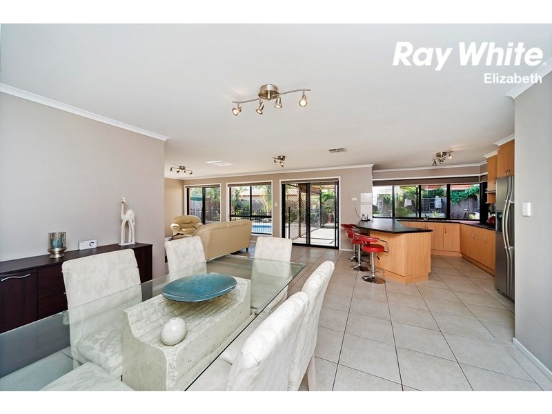 12 Everard Avenue, Andrews Farm SA 5114