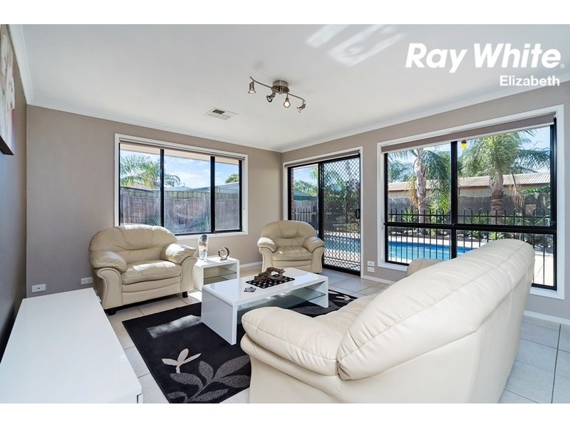 12 Everard Avenue, Andrews Farm SA 5114