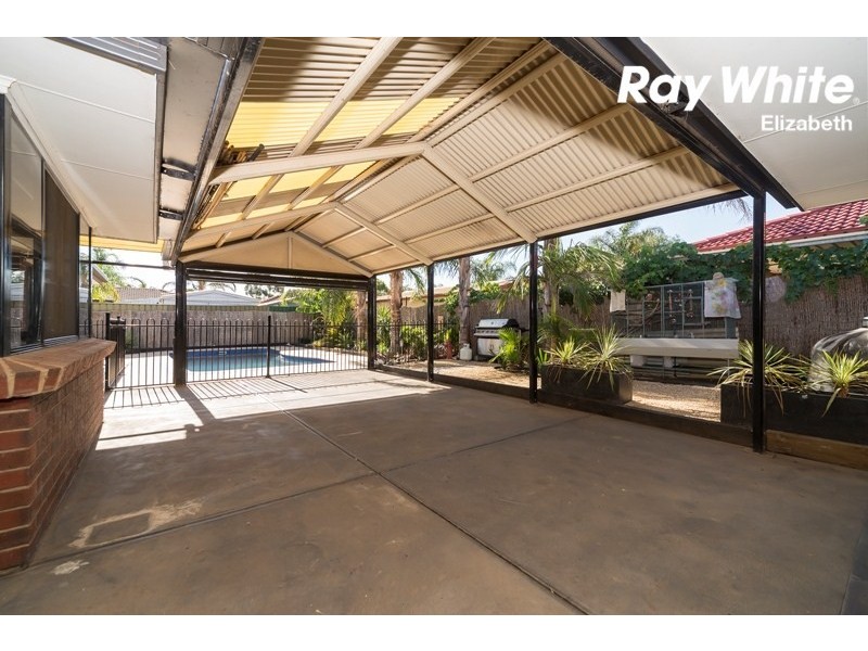 12 Everard Avenue, Andrews Farm SA 5114