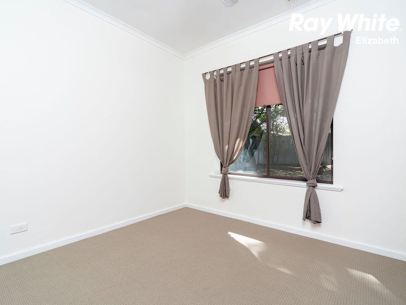 9 President Avenue, Andrews Farm SA 5114