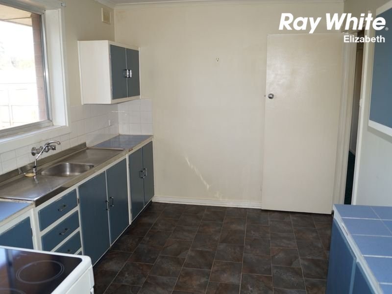 26 Beckington Street, Elizabeth Downs SA 5113