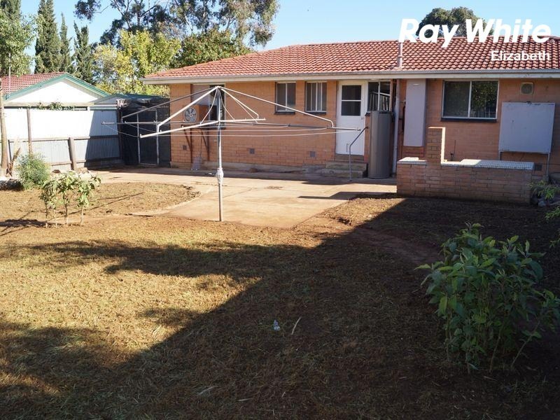 26 Beckington Street, Elizabeth Downs SA 5113