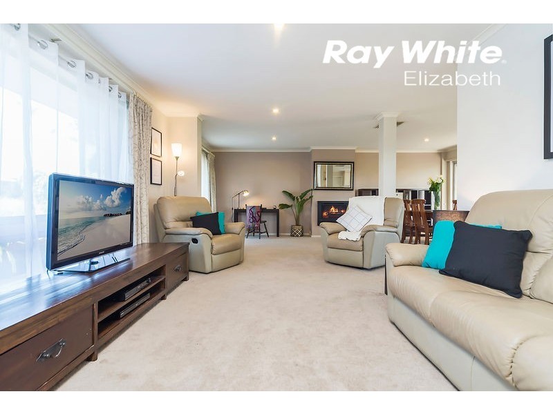 9 Kirrawee Drive, Redwood Park SA 5097