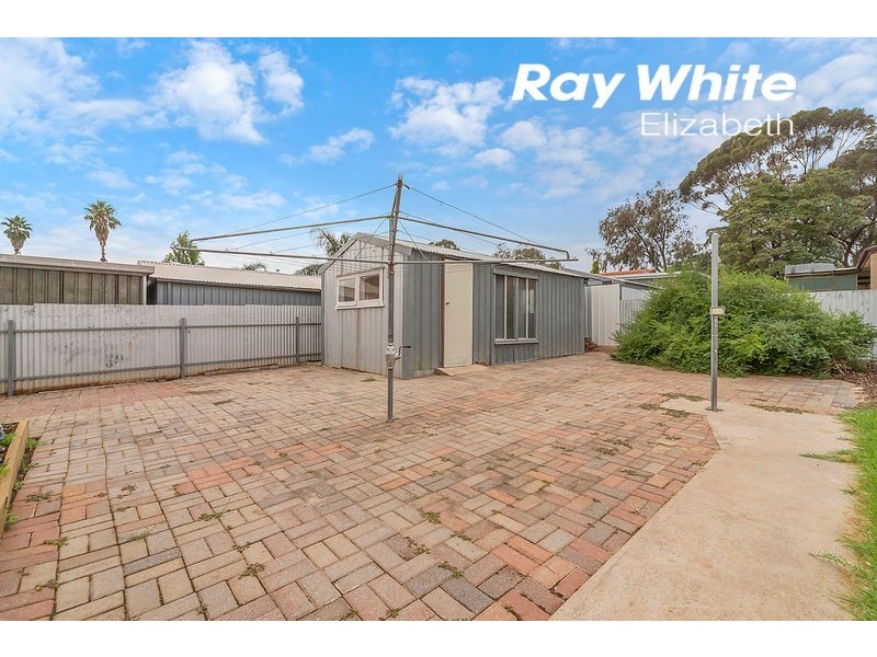 10 Fuller Crescent, Elizabeth East SA 5112
