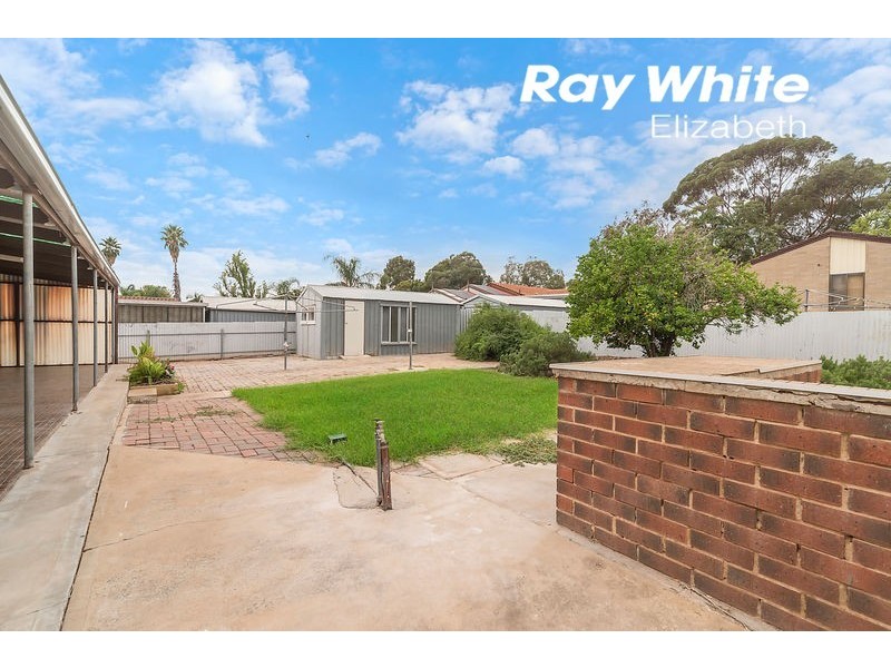 10 Fuller Crescent, Elizabeth East SA 5112