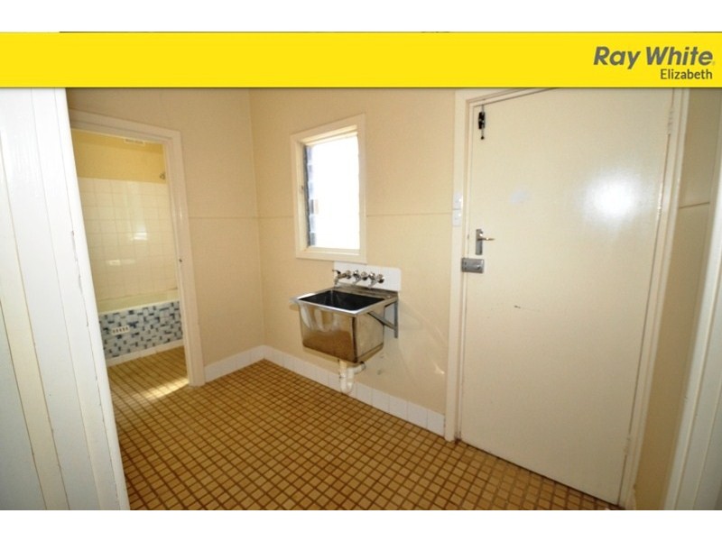 10. Milston Street, Elizabeth Grove SA 5112