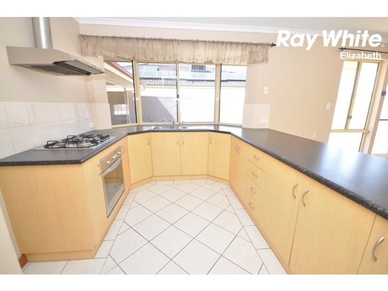 27 Kingate Boulevard, Blakeview SA 5114