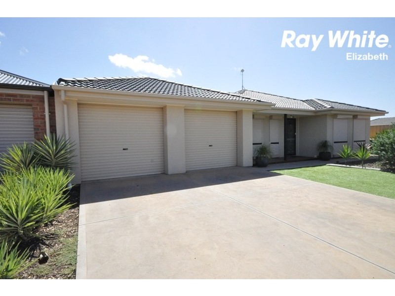 2 Tomnicstas St., Munno Para West SA 5115