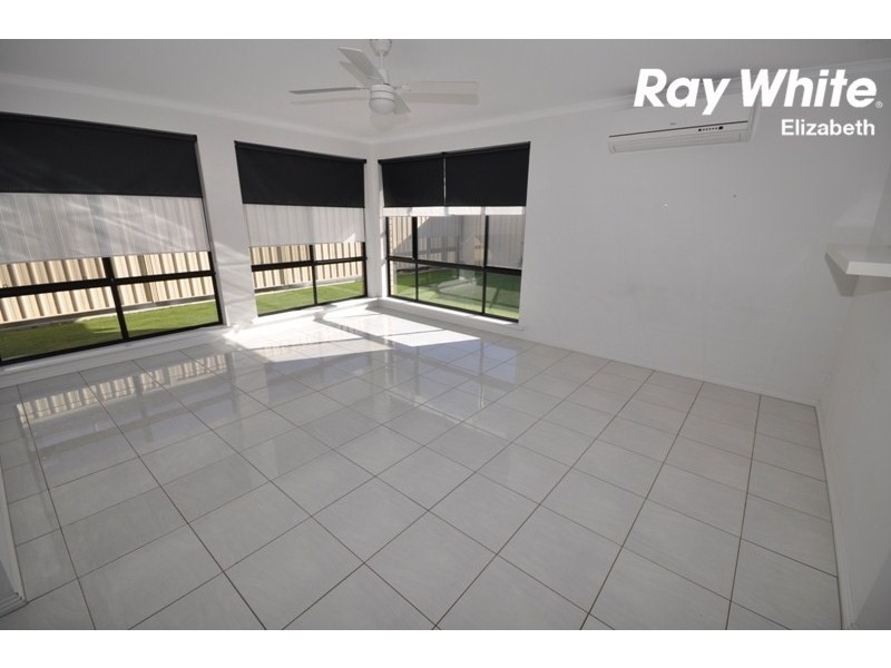 2 Tomnicstas St., Munno Para West SA 5115