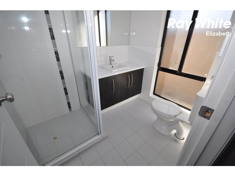 2 Tomnicstas St., Munno Para West SA 5115