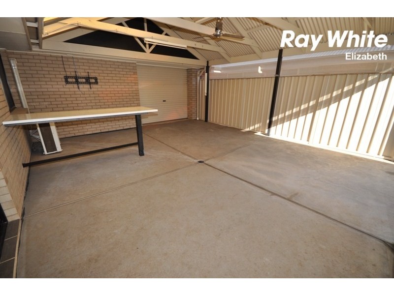 2 Tomnicstas St., Munno Para West SA 5115