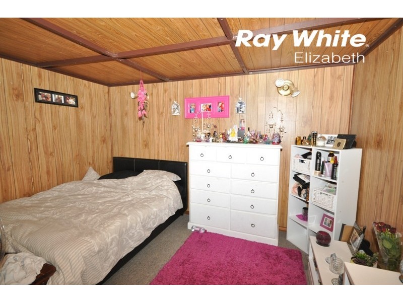 8 Burford Street, Elizabeth Downs SA 5113