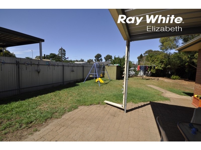 8 Burford Street, Elizabeth Downs SA 5113