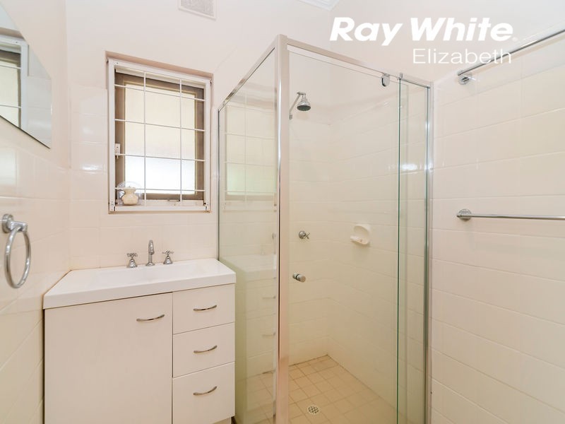 19 Crisp Road, Elizabeth Downs SA 5113