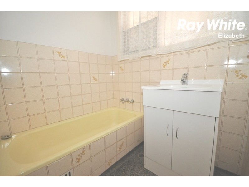 19 Counter Road, Elizabeth Downs SA 5113