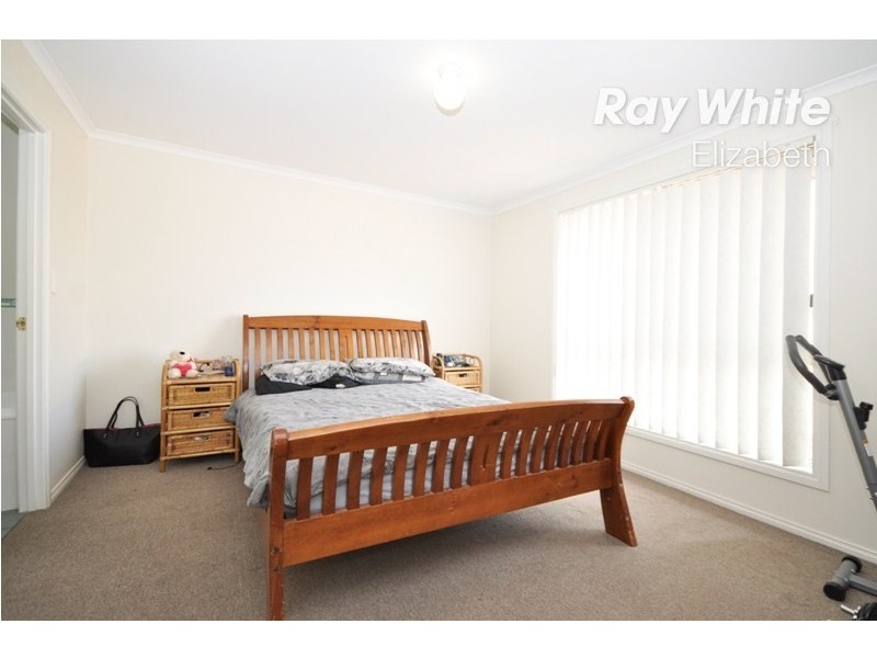20b Moir Street, Smithfield SA 5114