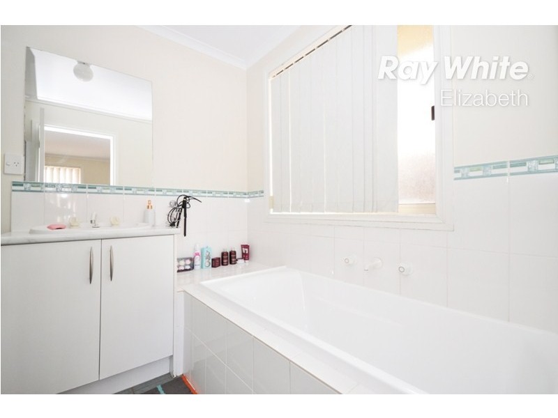 20b Moir Street, Smithfield SA 5114