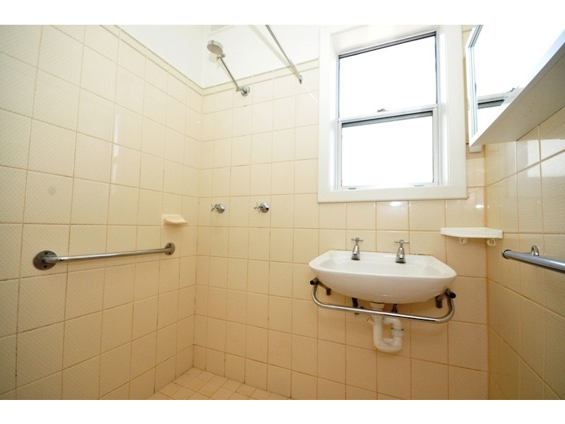 16 Kentish Road, Elizabeth Downs SA 5113