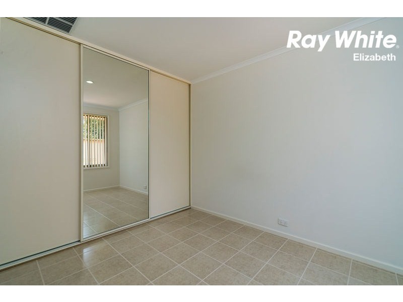 6 President Ave, Andrews Farm SA 5114