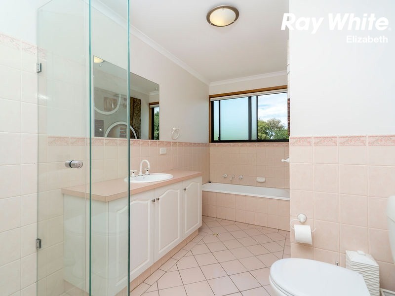 41 Bushmills St, Greenwith SA 5125