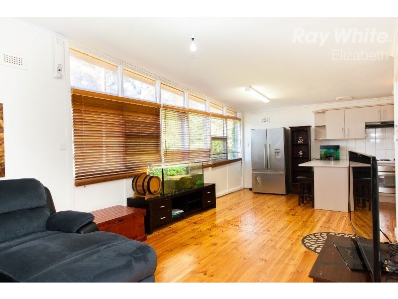 16 Elgin Ave, Evanston SA 5116